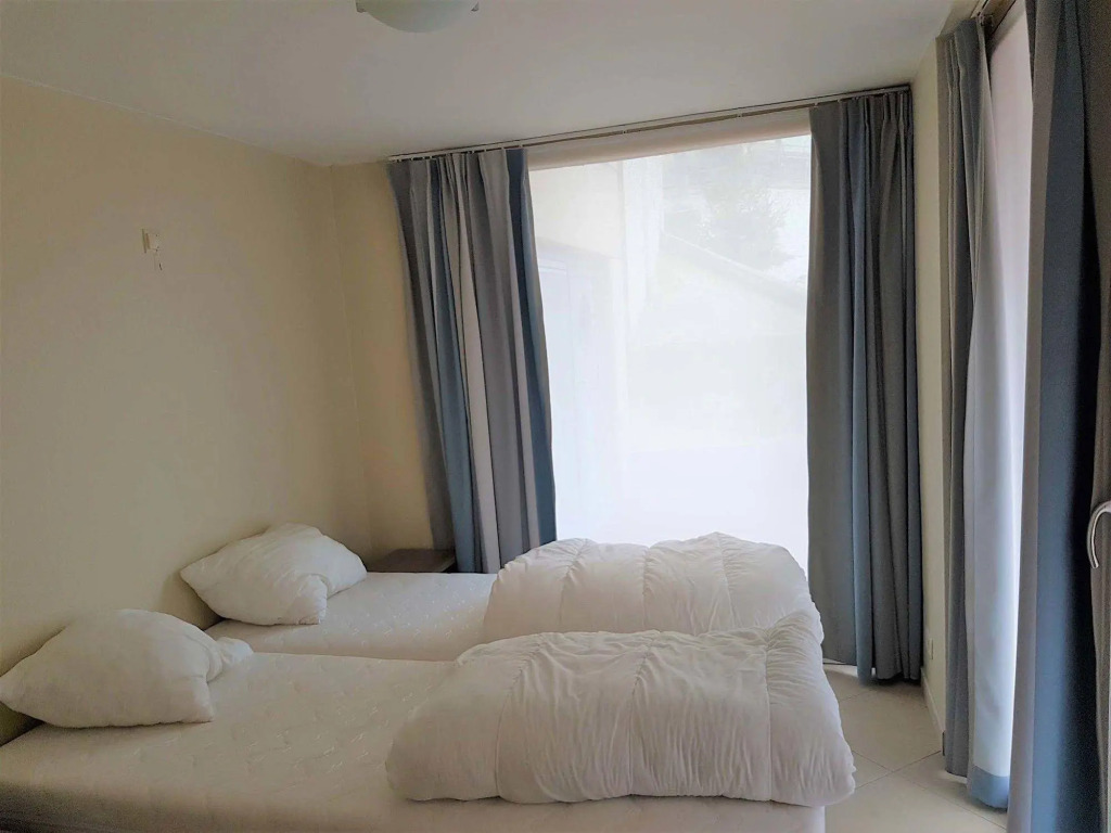 Flat by the Seaside With Stunning Ocean Views