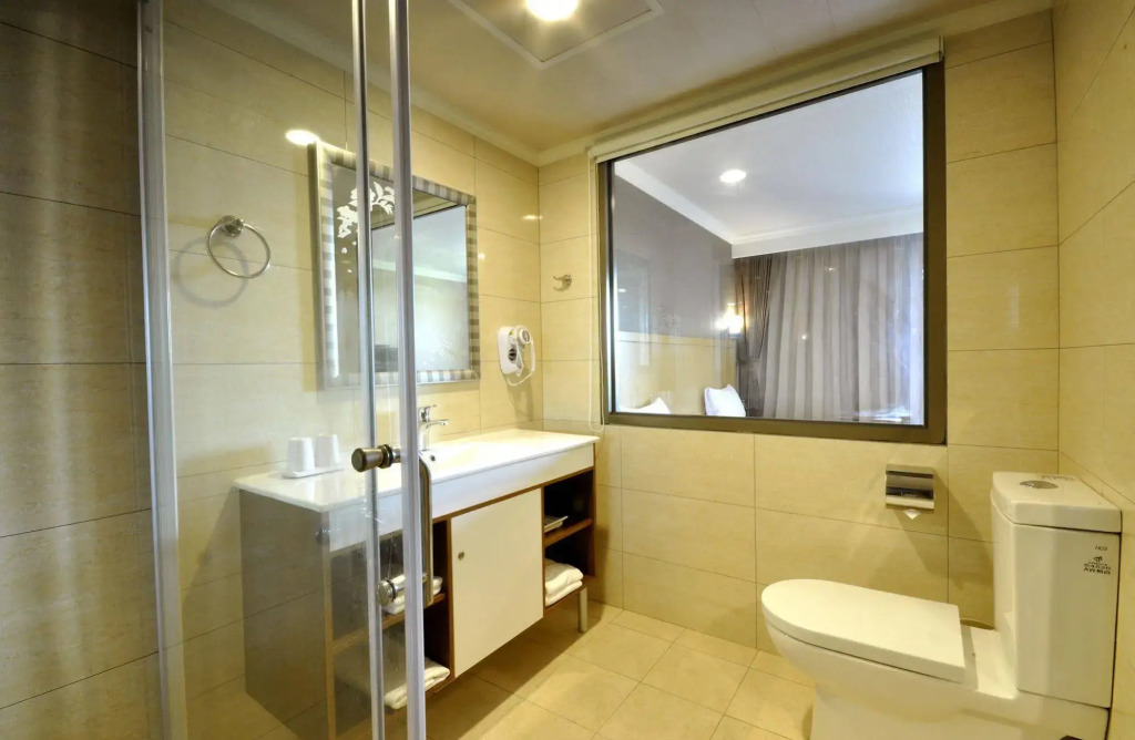 Fish Hotel - Pingtung