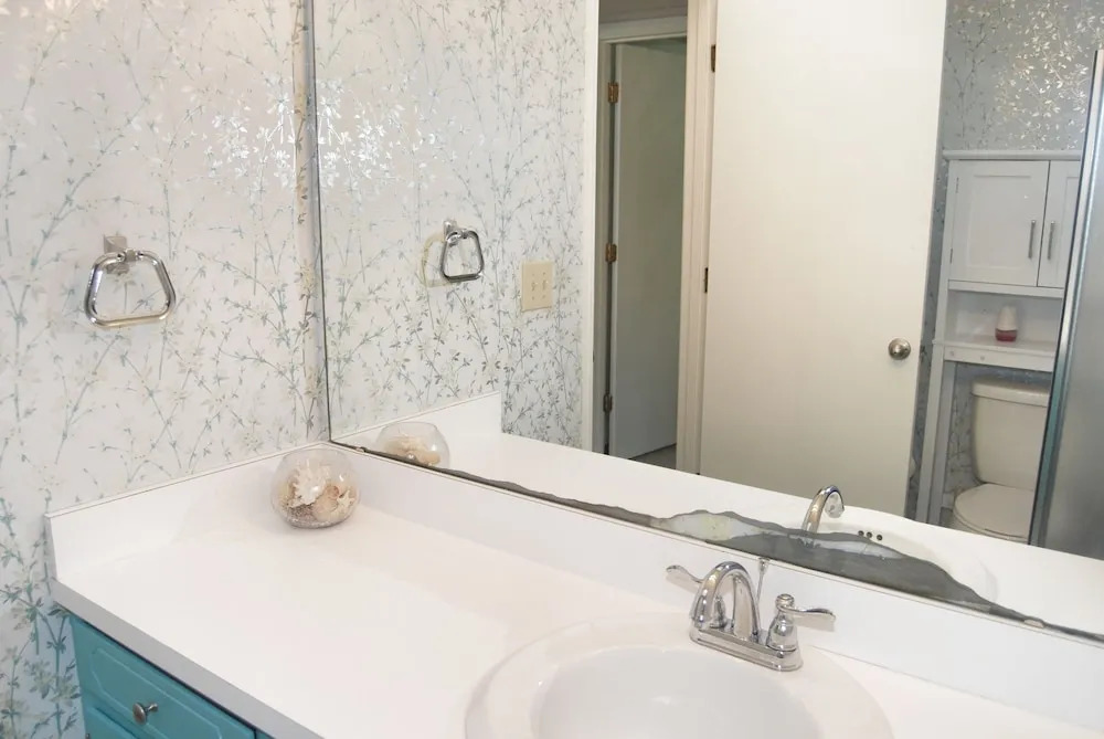 4510 Seaview Street NMB 3 Bedrooms 2 Bathrooms Home