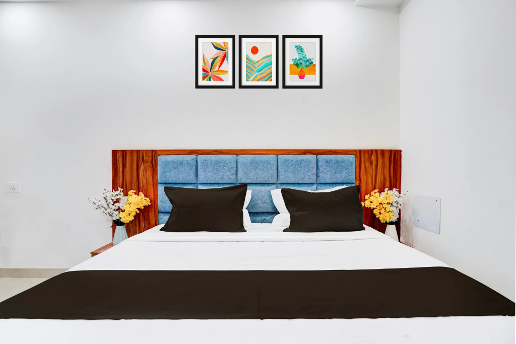Super Townhouse Sector 93 Noida Expressway