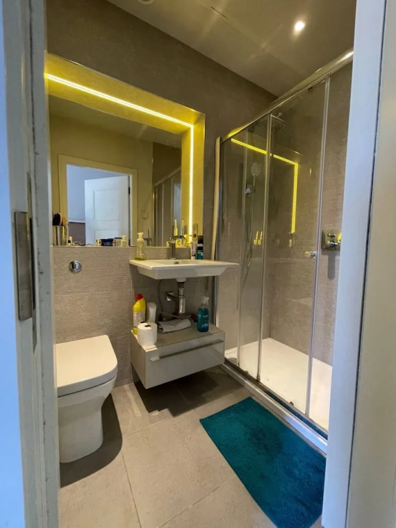 Modern & Central 2BD Flat - Broadmead