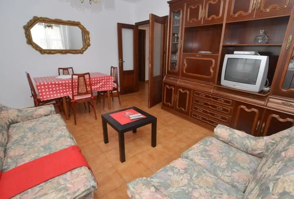 Apartment - 3 Bedrooms - 103313