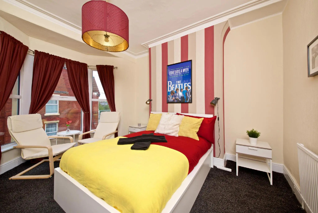 Liverpool City Stays The Beatles Theme House Penny Lane