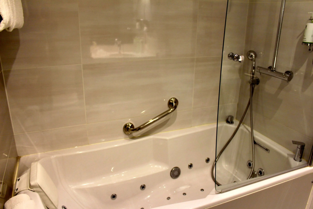 Best Western Plus Hotel Carlton Annecy
