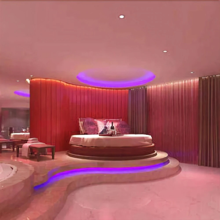 A8 Boutique Theme Hotel
