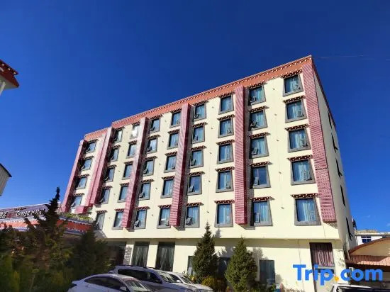 Orange Hotel (Shangri-La Ancient City)