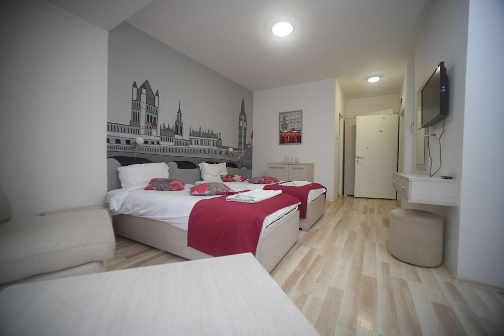 City Boutique Hotel