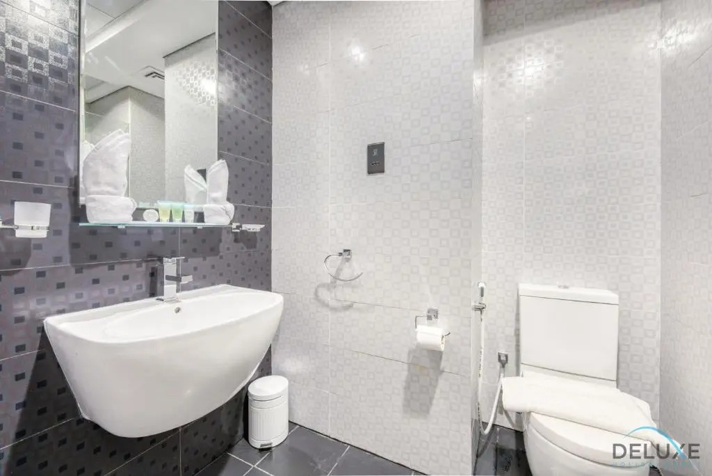 Radiant Studio at Giovanni Boutique Suites DSC by Deluxe Holiday Homes