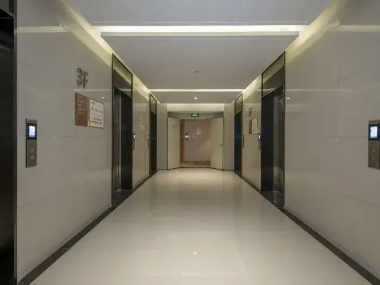 Vienna Hotel (Zhengzhou Hi-tech Wanda Zhengxuanhui Branch)