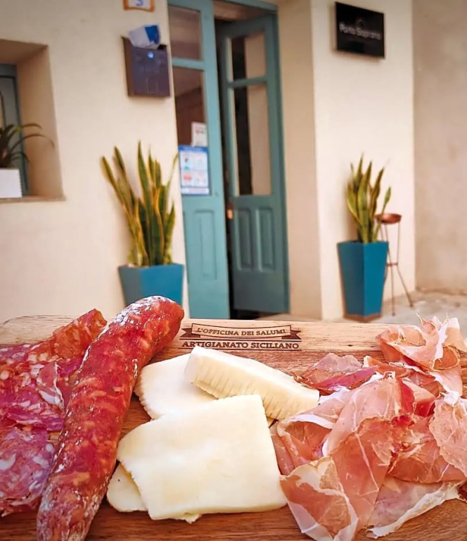 PORTA SOPRANA luxury guest House & spa