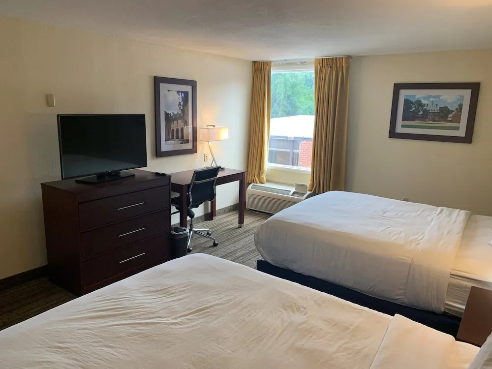 Ramada Williamsburg East Busch Gardens Area