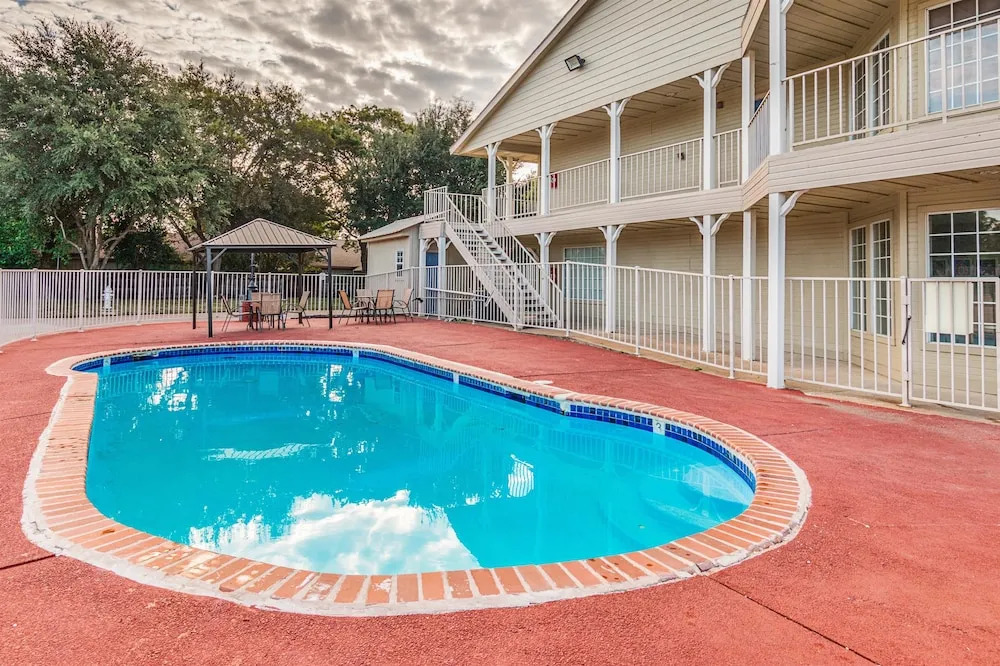 Rodeway Inn