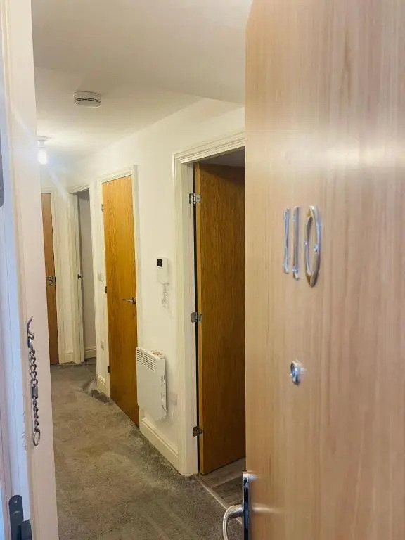 #0110 Lovely One bedroom apartment - Free parking