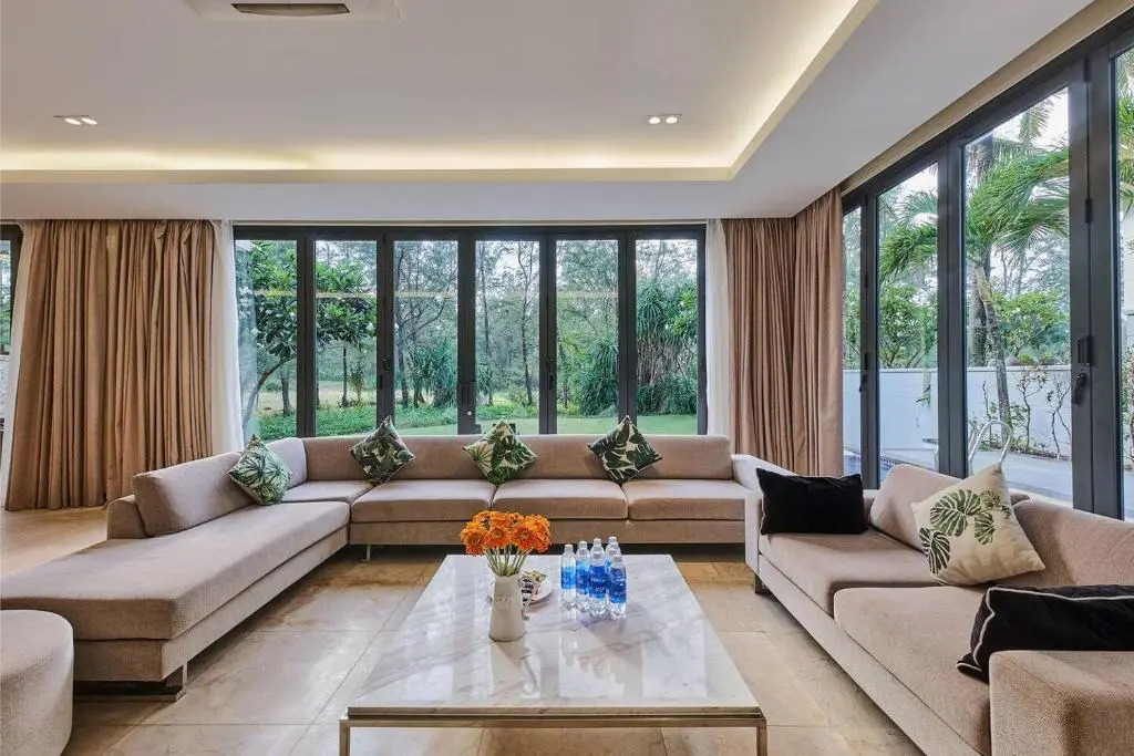 Dreamy Beach Villas Danang