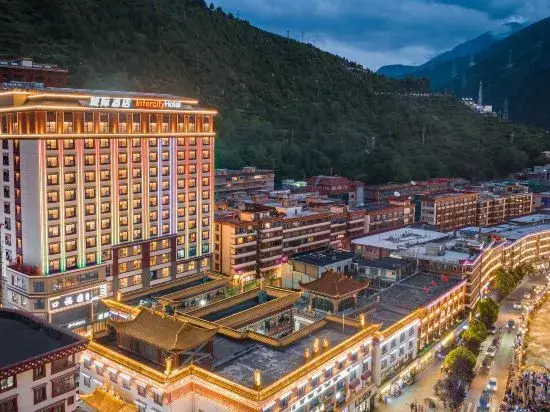 IntercityHotel Kangding (Love Song Square) Hotel