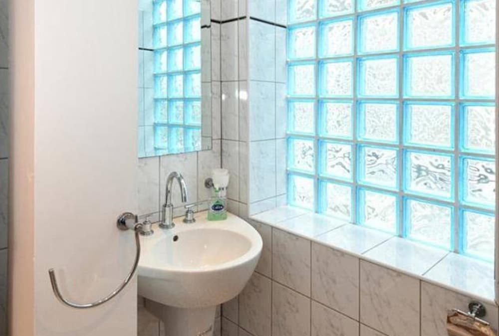 London Luxe Apartment - Central Location