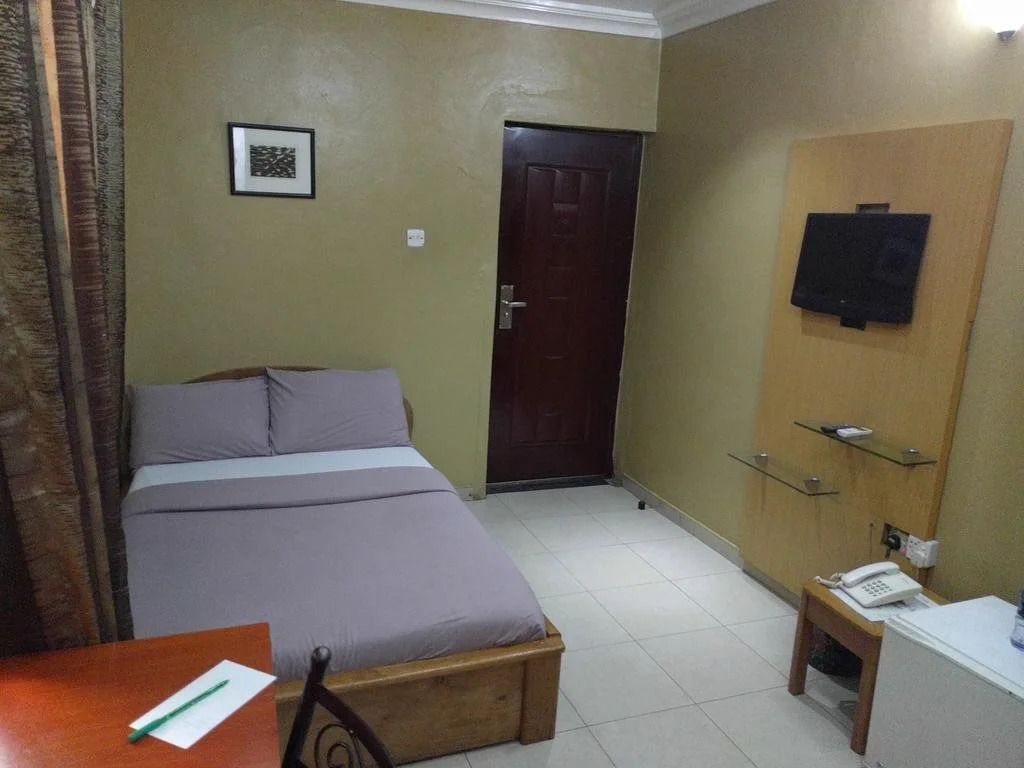 Whitehouse Msquare Hotel