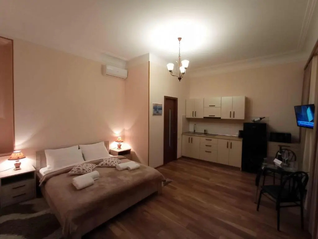La Maison #7