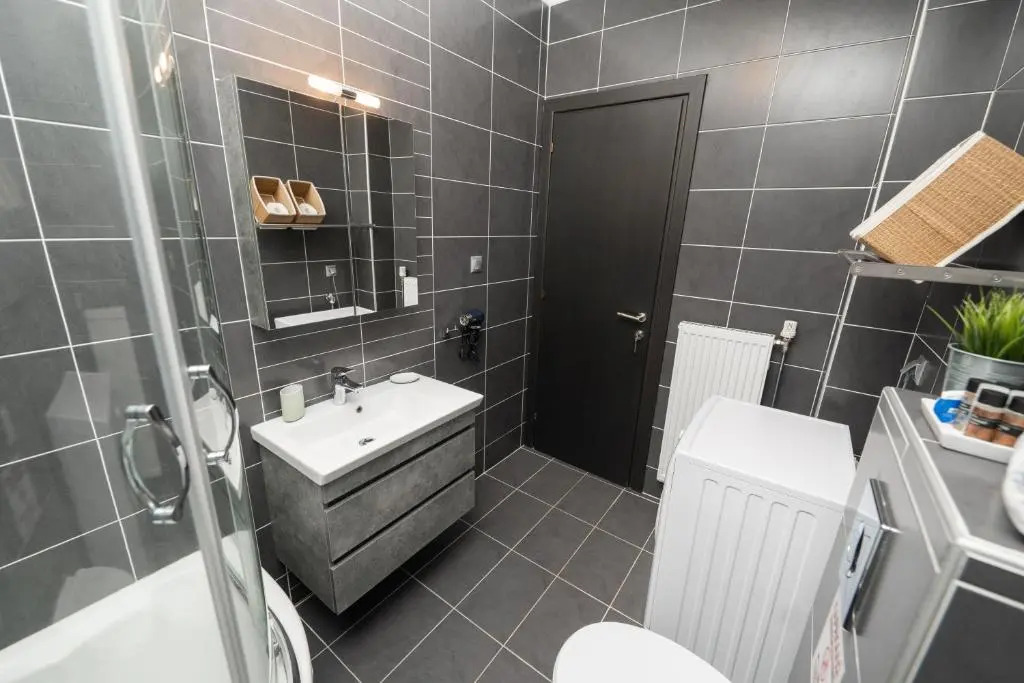 Aelia Apartments