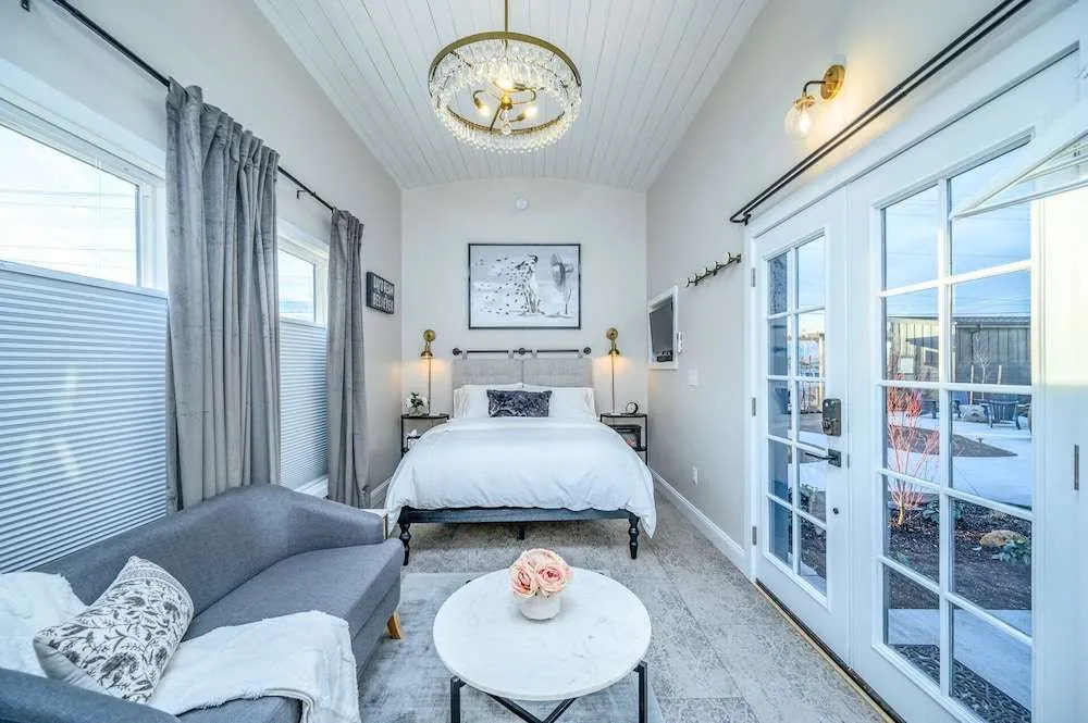The Boutique Retreat