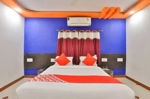 Hotel Shree by OYO Rooms