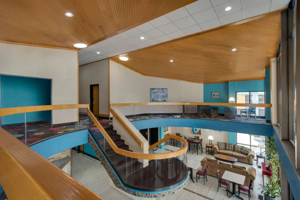 Baymont by Wyndham Muncie Near Ball State University