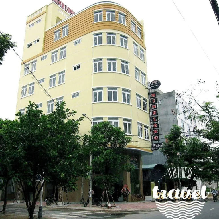 Minh Long Hotel