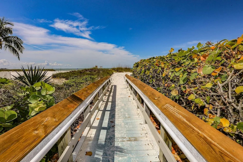 40 Gulf Beach Road - Warm Sands