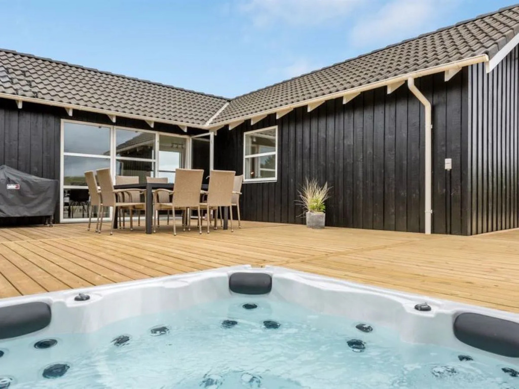 "Sine" - 400m from the sea in Western Jutland