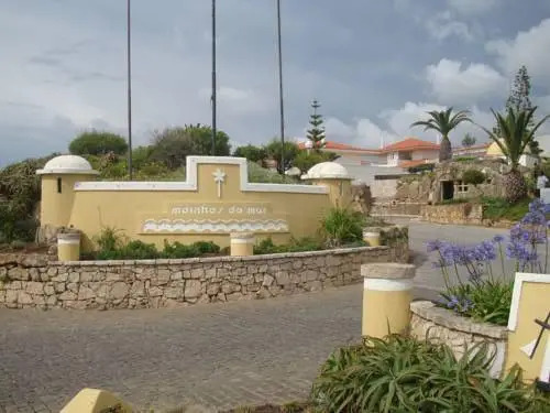 Avermar House