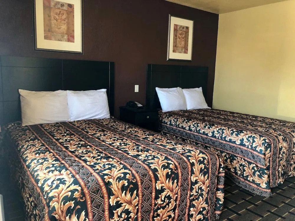 Budget Inn Ada