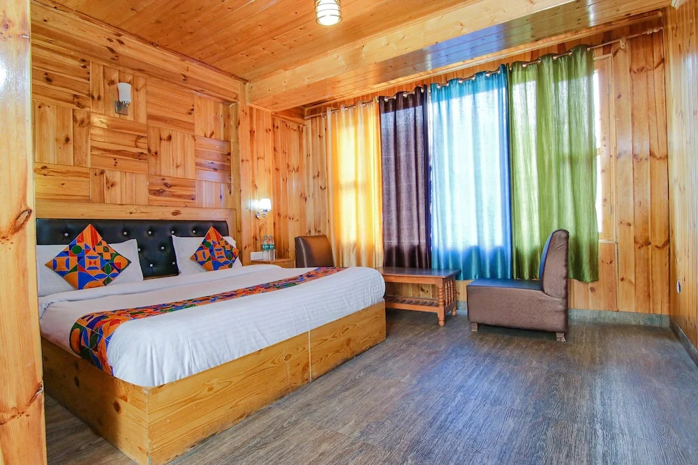 FabHotel Mahadev Cottage