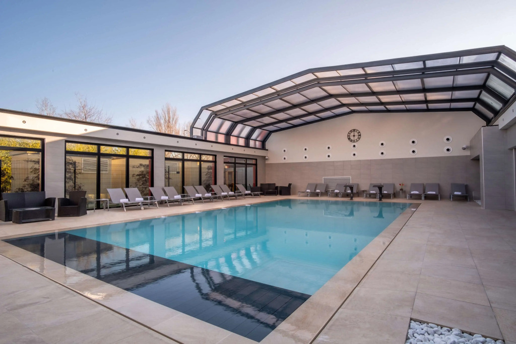 Kyriad Prestige Lyon Est - Saint Priest Eurexpo Hotel and Spa