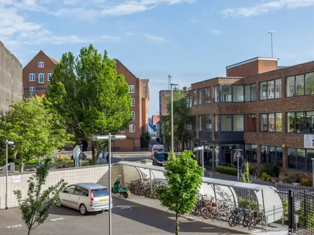 Castle Lanes - Minutes from Poole Quay, Poole Town Location