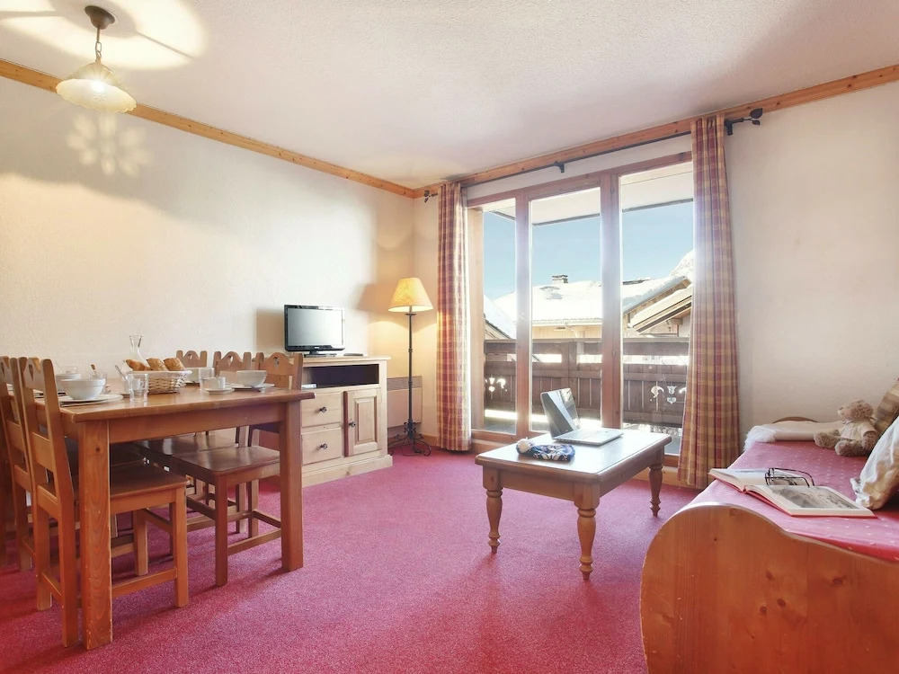 Rustic apartment in the center of Notre Dame de Bellecombe