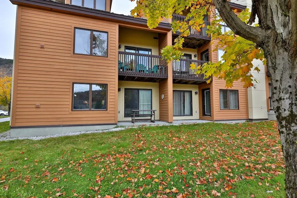 Pico Mountain Condo F106 3 Bedroom Home