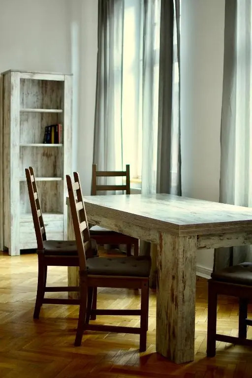 Apartament pod Zamkiem 8os.
