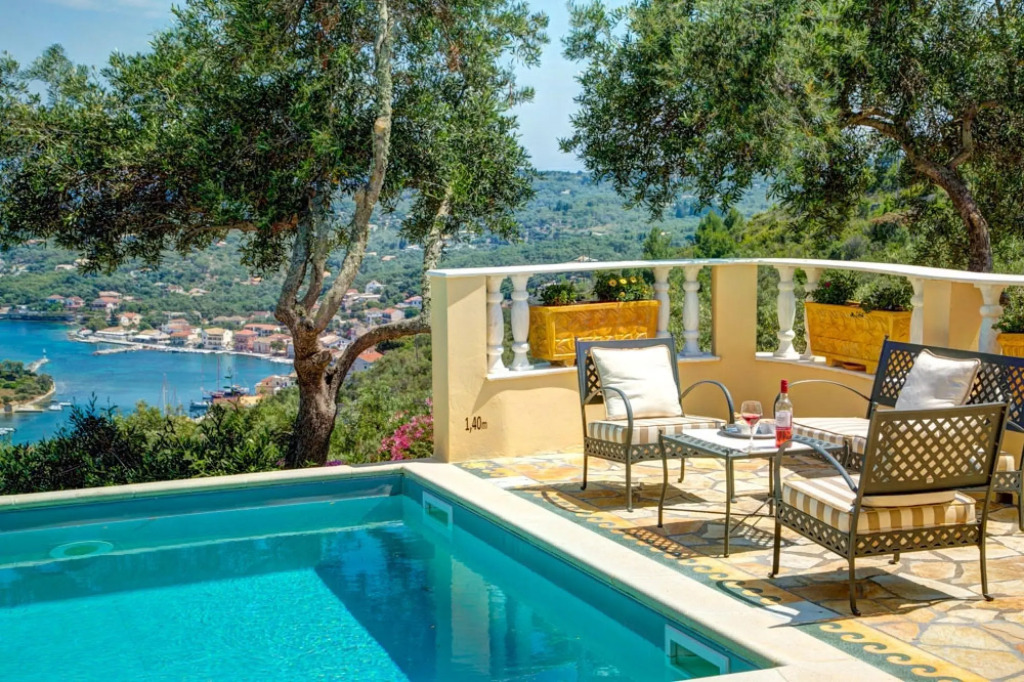 Theodora Villa - 2 BR Tranditional House Close to Gaios Town