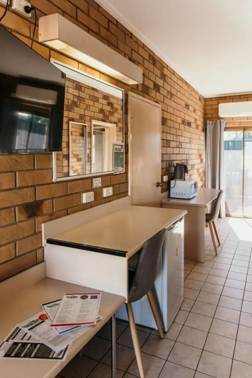 Abacus Motel