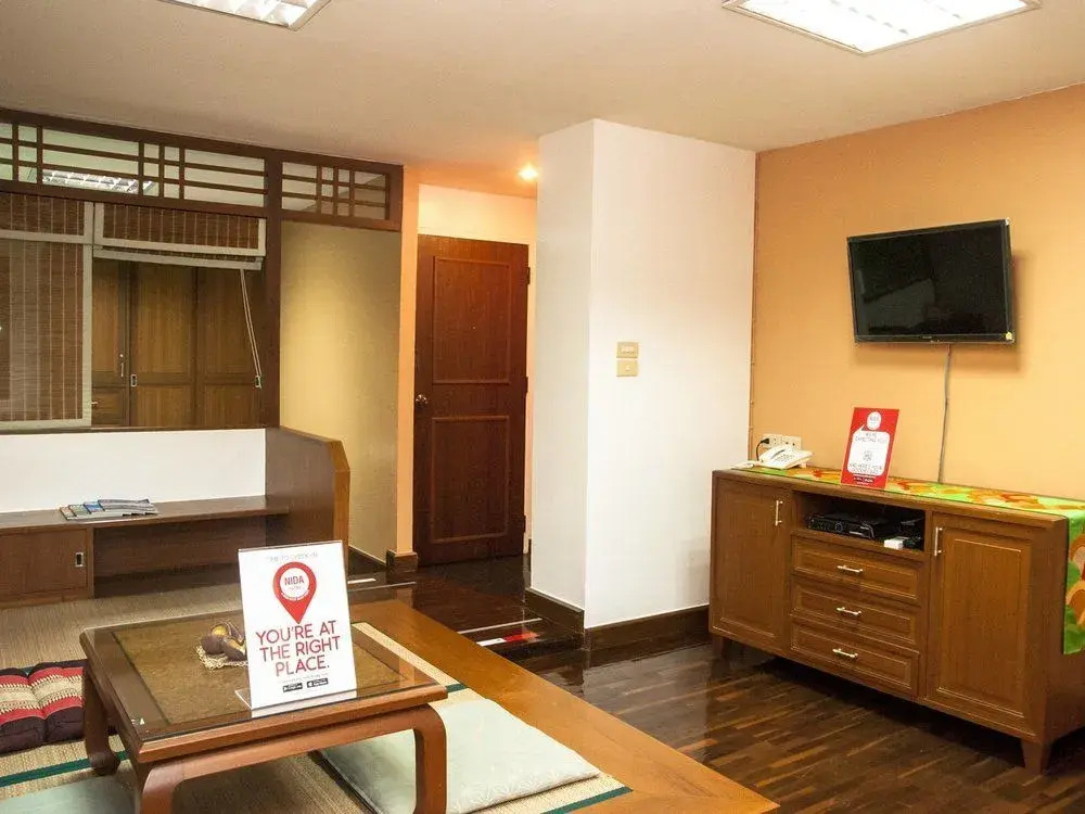 NIDA Rooms Sathorn 170 Embassy