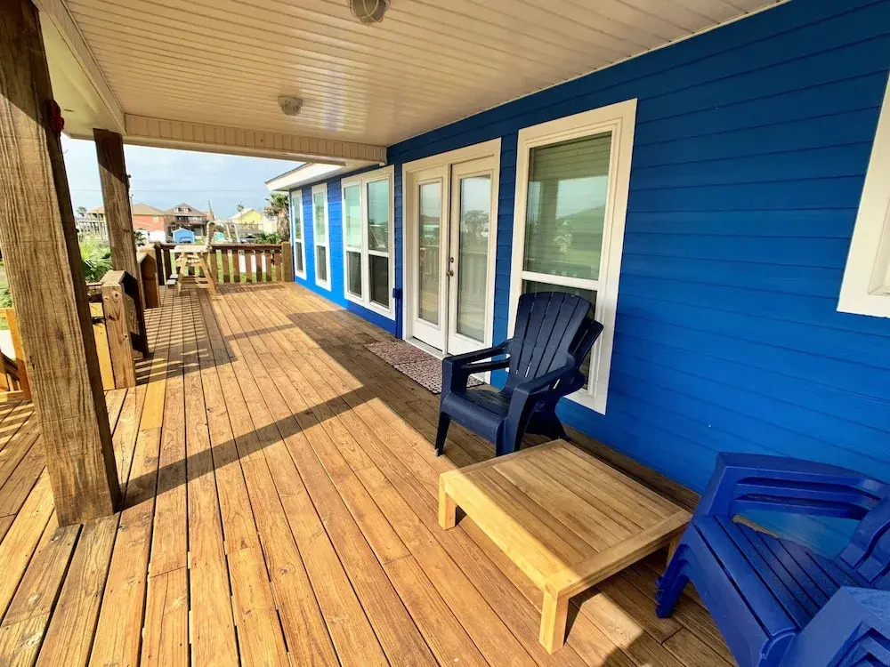 Lobster Roll 3 Bedrooms 2 Bathrooms Home