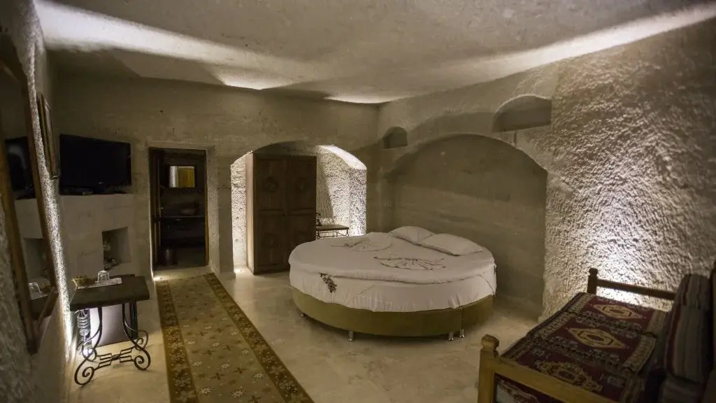 Spelunca Cave Hotel