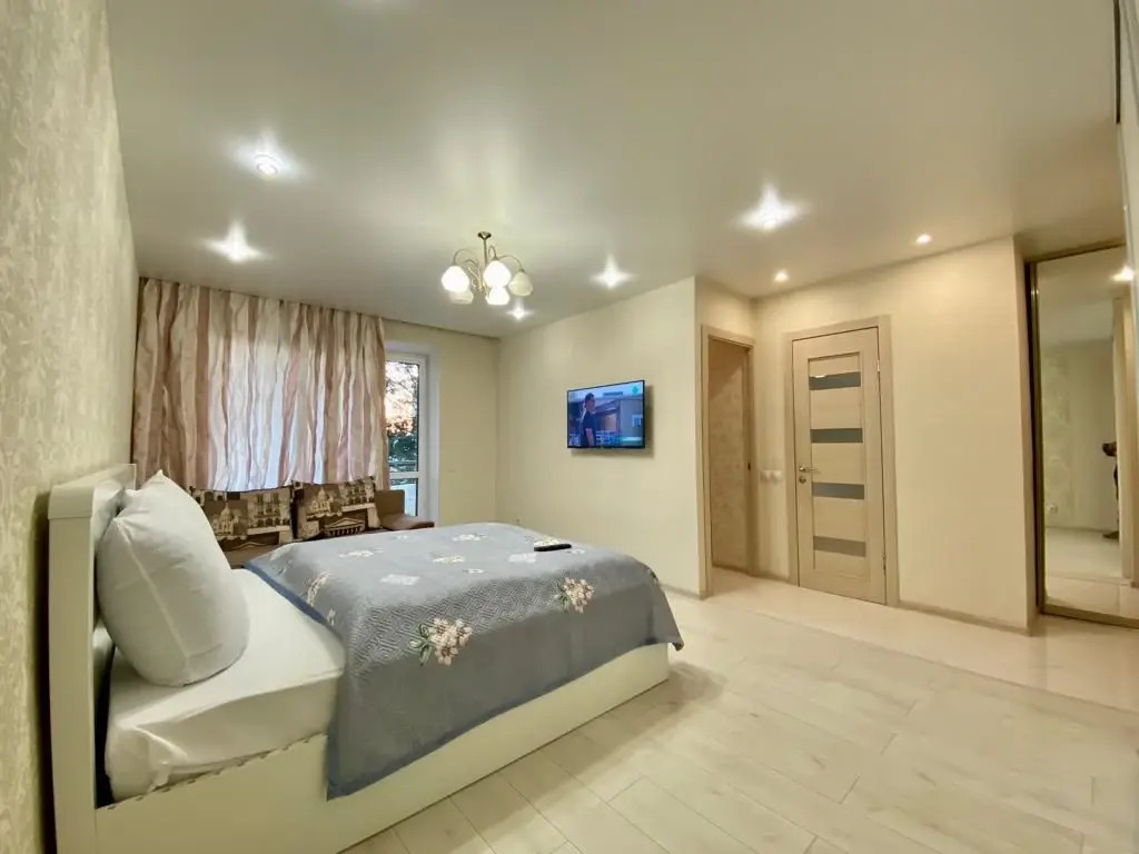 West 39 na Gajdara 15A