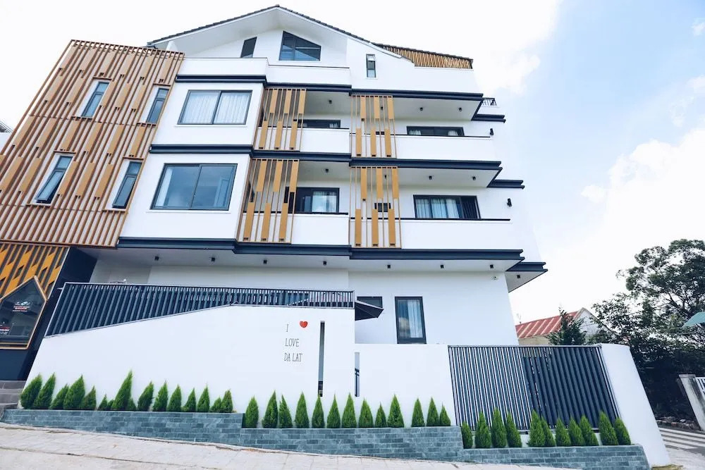 TTR Studio Apart' Hotel Dalat