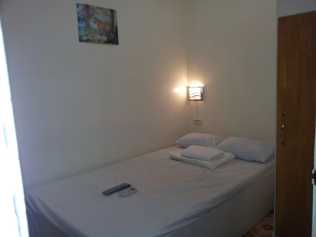 8Hostel