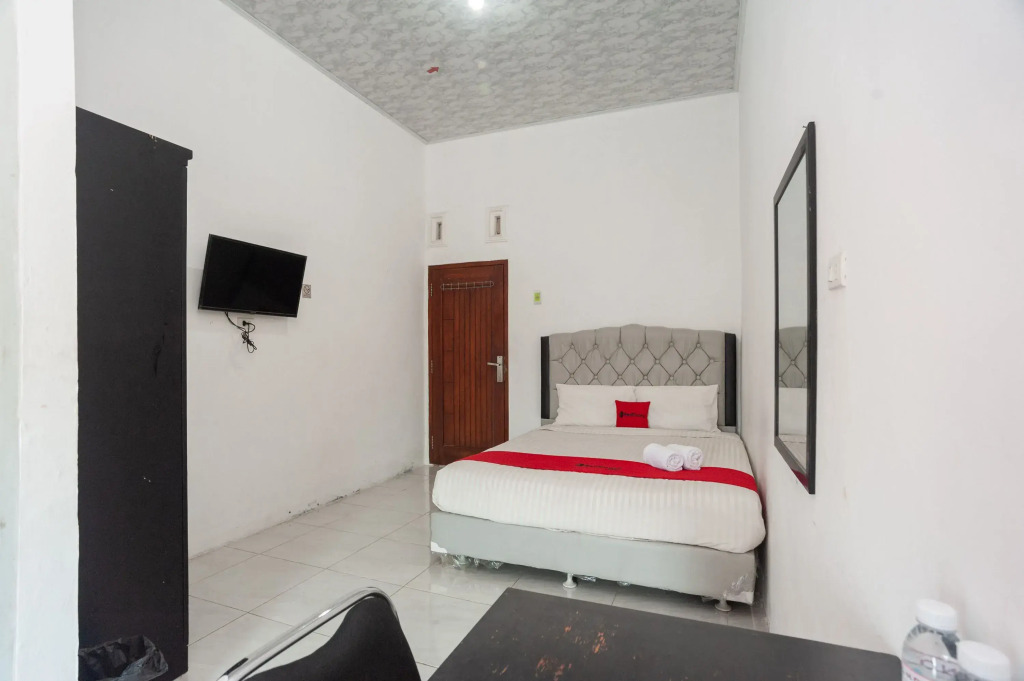 RedDoorz Syariah @ Jalan Panglima Polim Lampung