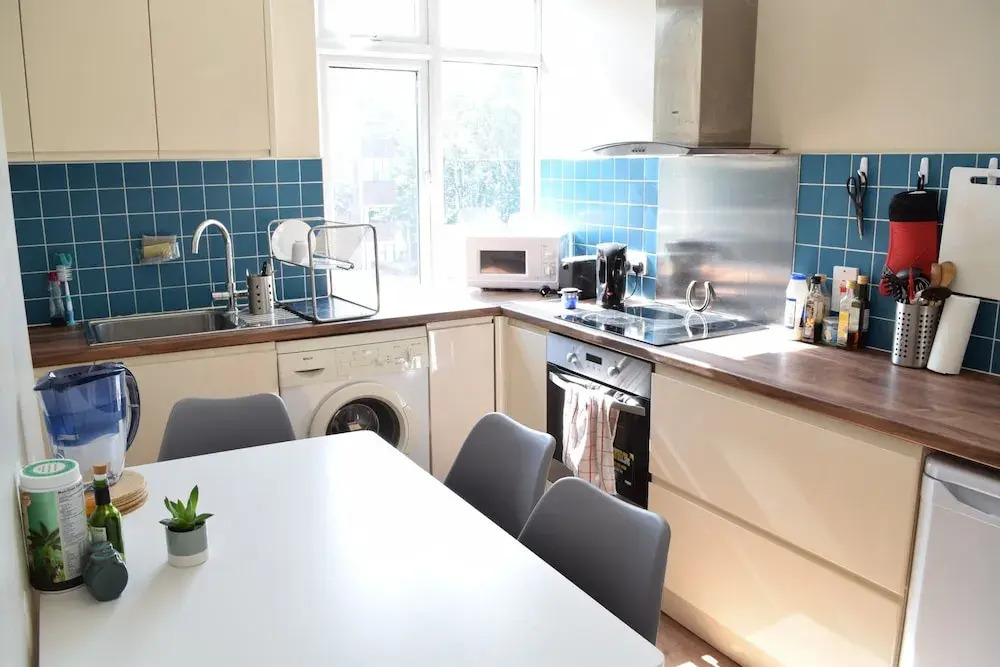 1 Bedroom Flat On Caledonian Road