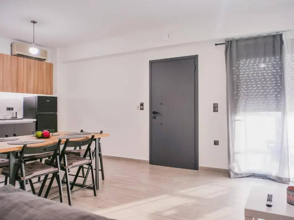 ChriLenia Apartments2