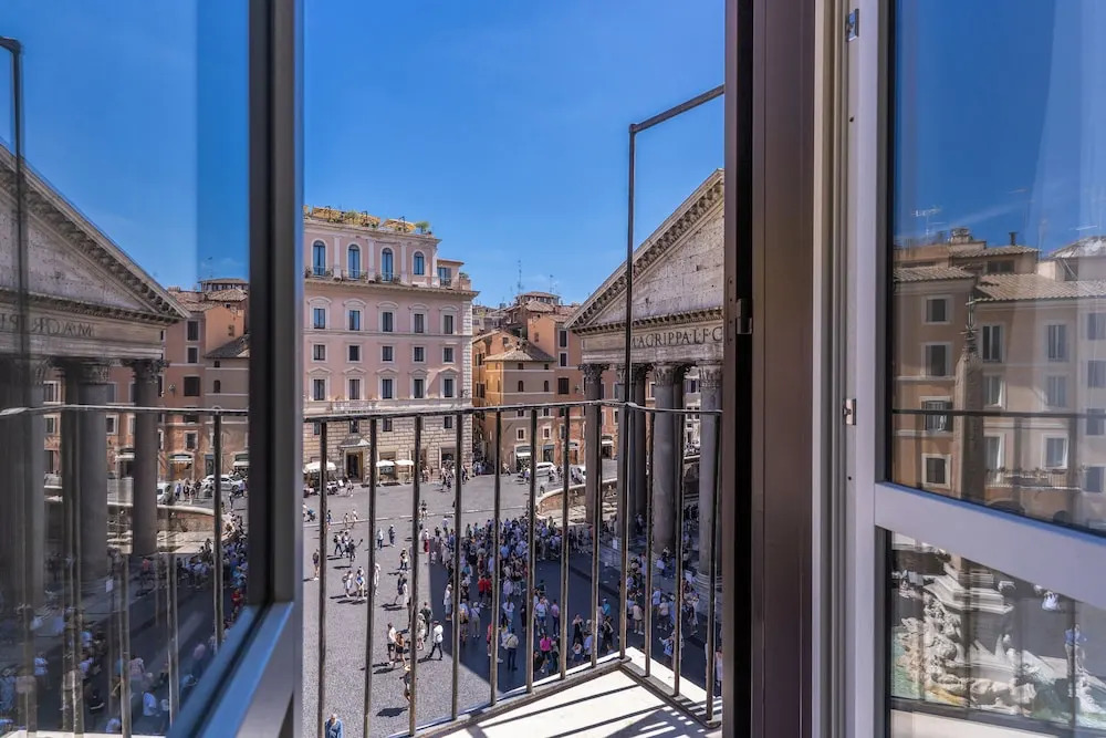 AGH Pantheon