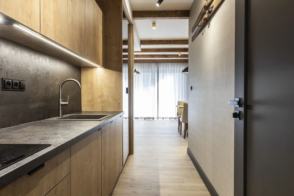 Szymaszkowa 7 - luksusowe apartamenty z widokiem na Giewont - sauna, parking w cenie - IZBY PODHALAŃSKIE